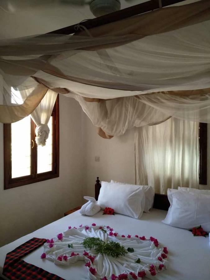 Pwani Silver Sand Beach Hotel Занзибар Экстерьер фото