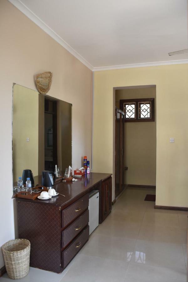 Pwani Silver Sand Beach Hotel Занзибар Экстерьер фото
